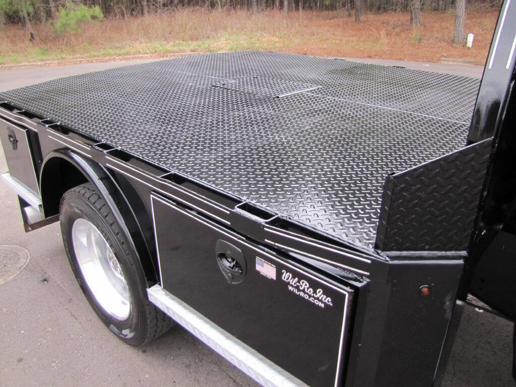 Used 2024 RAM 4500 SLT w/ Quick Order Package 2YG SLT image 33