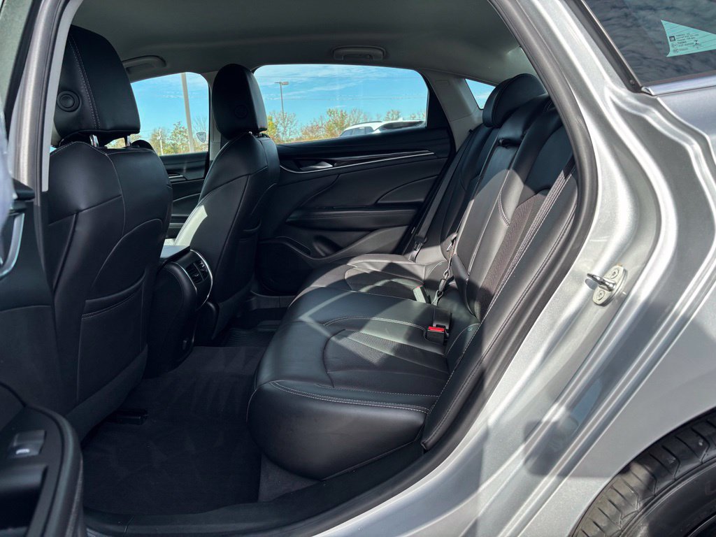 Used 2017 Buick LaCrosse Essence FWD image 17
