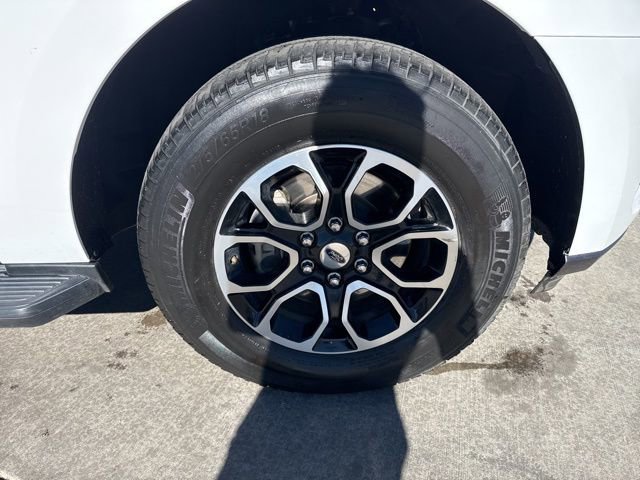 Used 2024 Ford Expedition XLT image 13