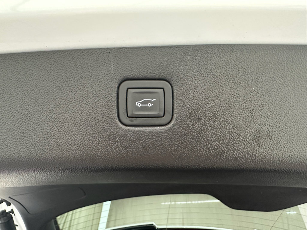 Certified 2024 Chevrolet Blazer LT w/ Redline Edition FWD image 9