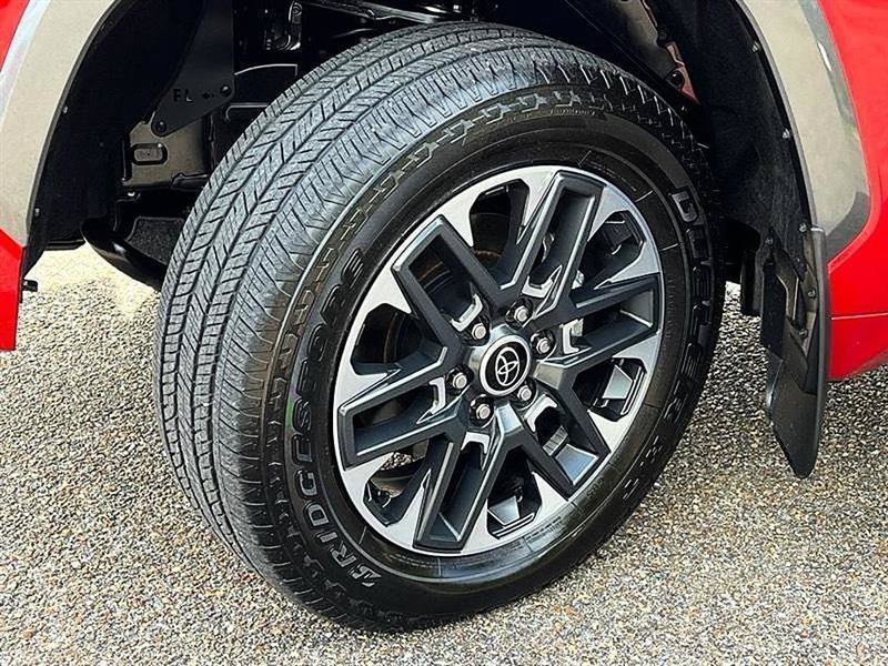 Used 2023 Toyota Tundra Limited AWD/4WD image 49