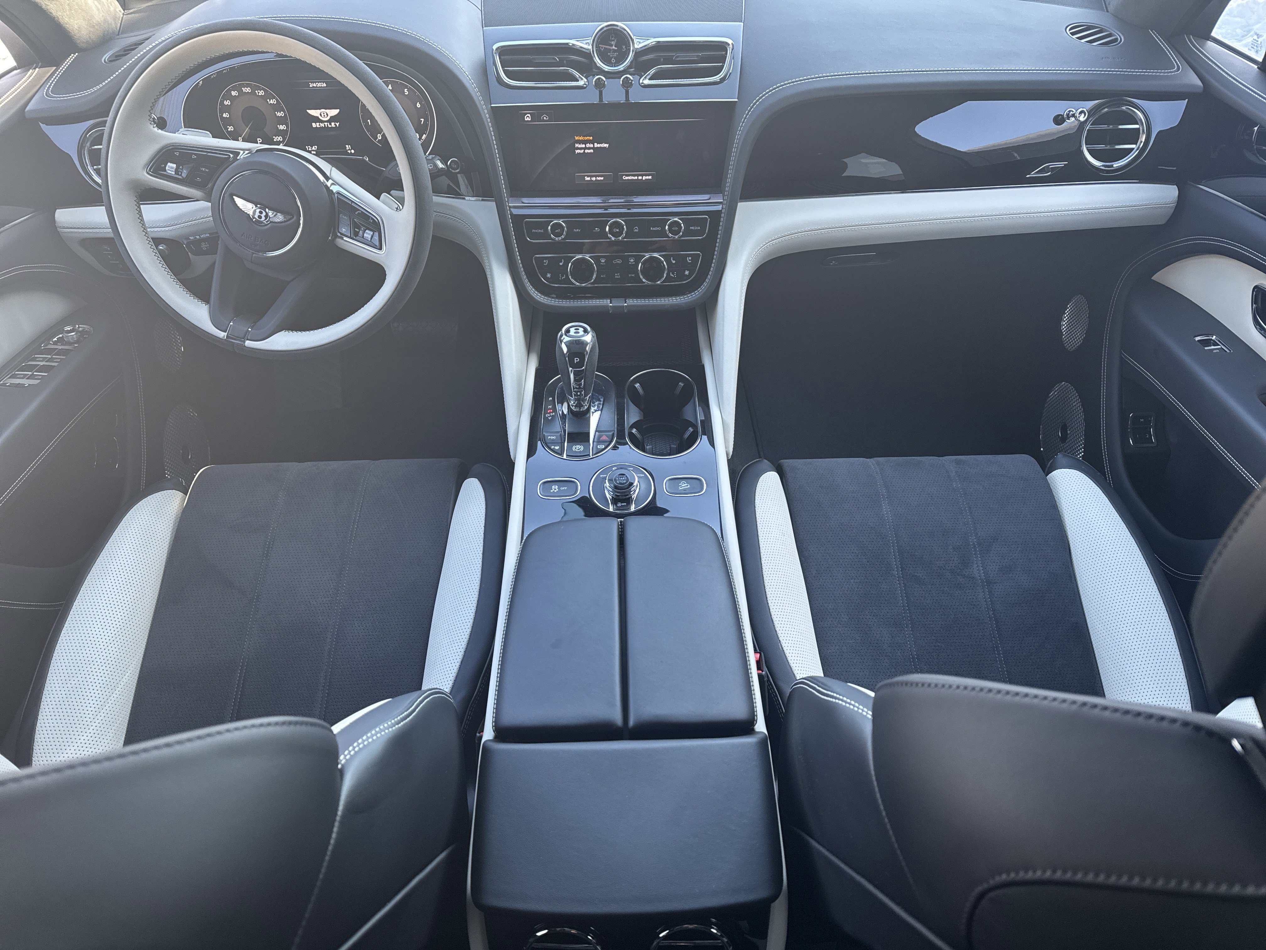 Used 2022 Bentley Bentayga S image 4