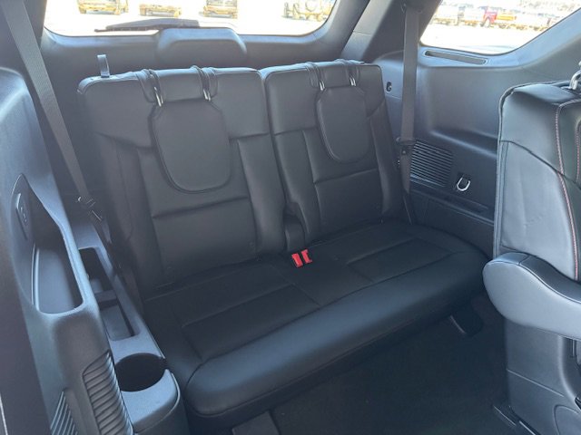 New 2026 Ford Explorer ST-Line w/ ST-Line Street Pack image 11