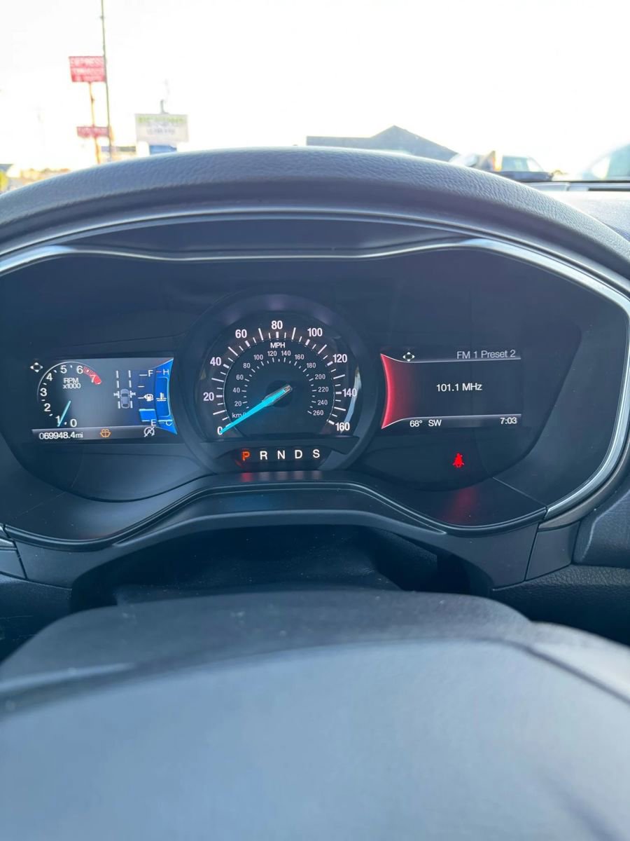 Used 2019 Ford Fusion SE w/ Equipment Group 151A image 11