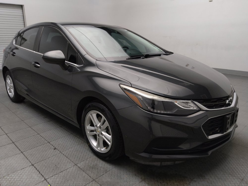 Used 2018 Chevrolet Cruze LT FWD image 13