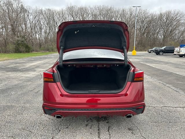 Used 2019 Nissan Altima 2.0 Platinum FWD image 17