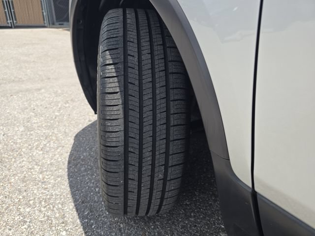 Certified 2019 Buick Encore Preferred FWD image 30
