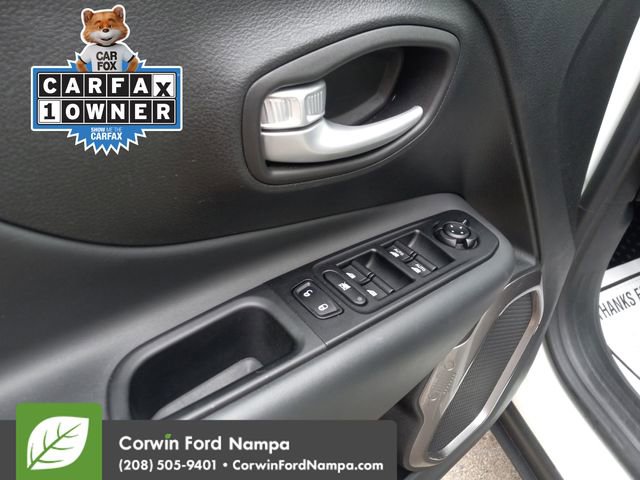 Used 2023 Jeep Renegade Latitude image 11