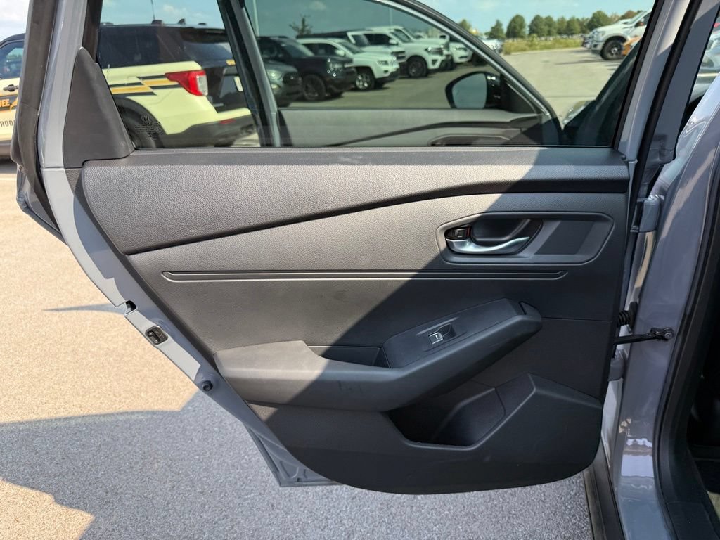 Used 2025 Honda Accord SE image 10