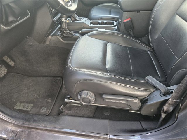 Used 2021 Jeep Wrangler Unlimited Sahara image 22