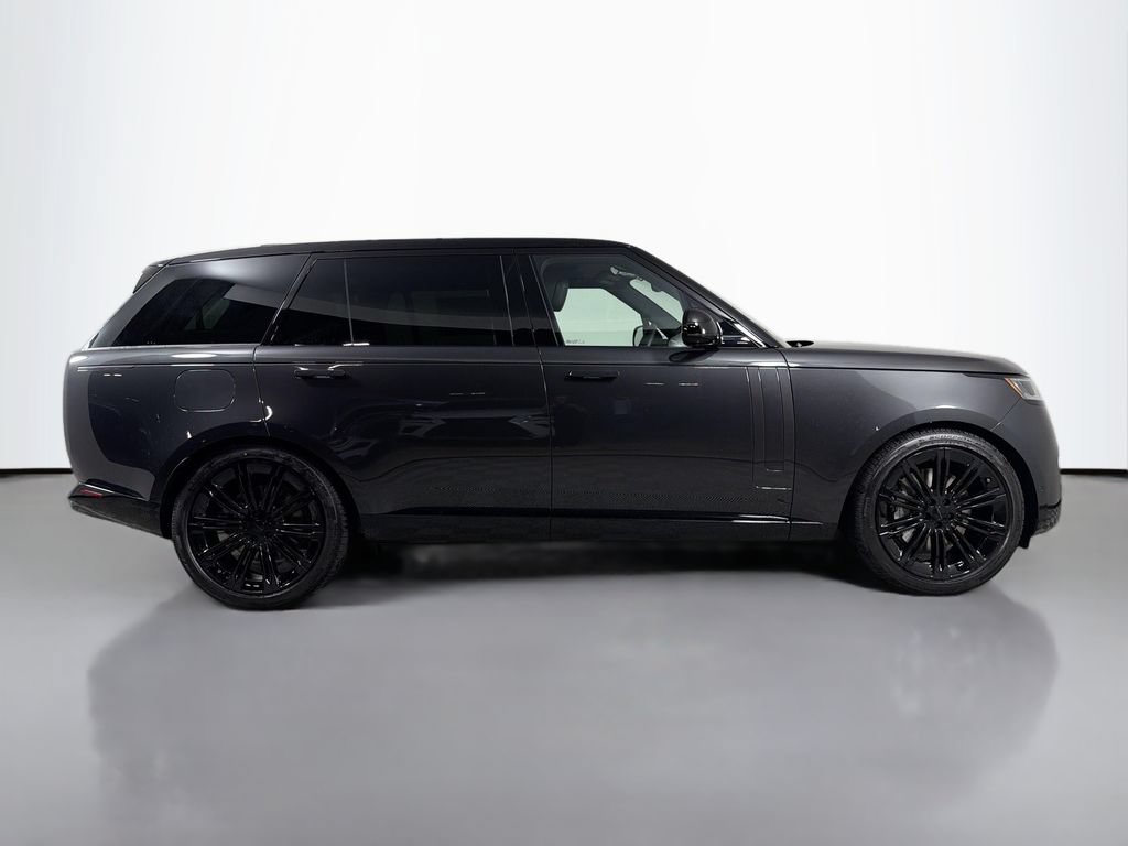 New 2026 Land Rover Range Rover Long Wheelbase SE AWD/4WD image 4