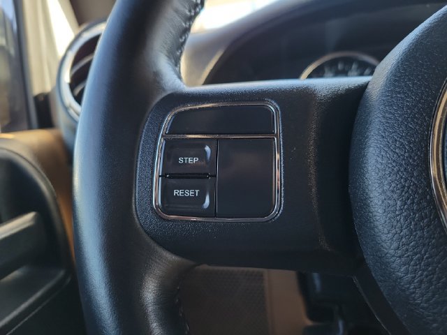 Used 2012 Jeep Wrangler Rubicon w/ PWR Convenience Group AWD/4WD image 18