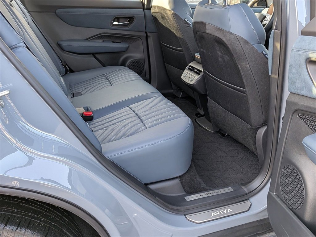 Used 2024 Nissan Ariya AWD image 21