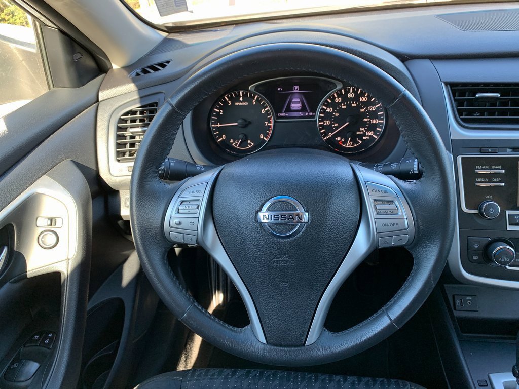 Used 2017 Nissan Altima 2.5 SV image 13