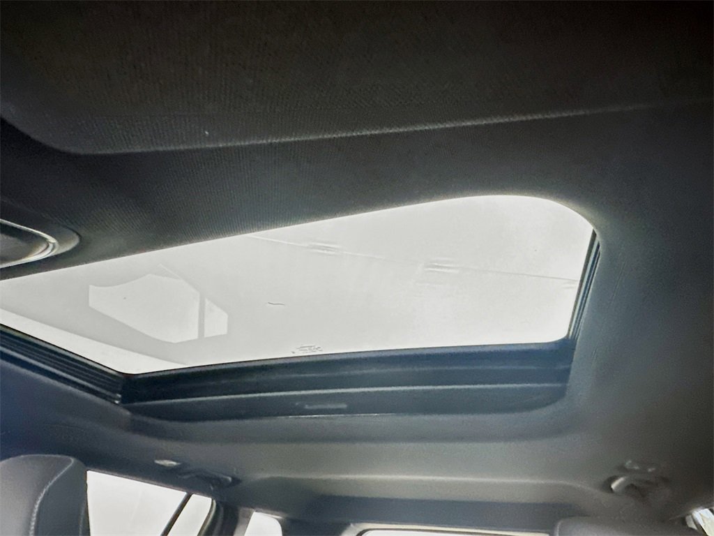 New 2025 Jeep Grand Cherokee Laredo X w/ Luxury Tech Group I image 14