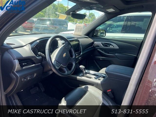 Used 2022 Chevrolet Traverse LT w/ LT Premium Package AWD/4WD image 6