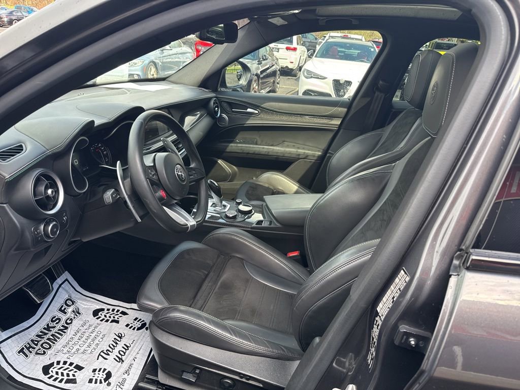 Used 2019 Alfa Romeo Stelvio Quadrifoglio w/ Driver Assist Dynamic Package image 28