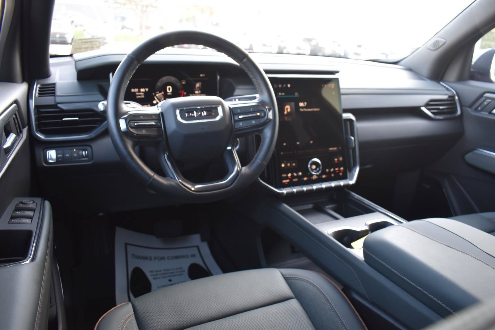 Used 2026 GMC Acadia AT4 w/ Luxury Package AWD/4WD image 30