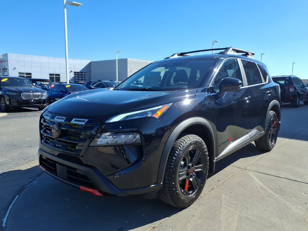 New 2027 Nissan Rogue SV w/ Rock Creek Premium Package AWD/4WD image 4