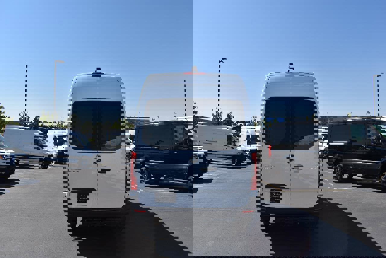 New 2025 Mercedes-Benz Sprinter 2500 image 6