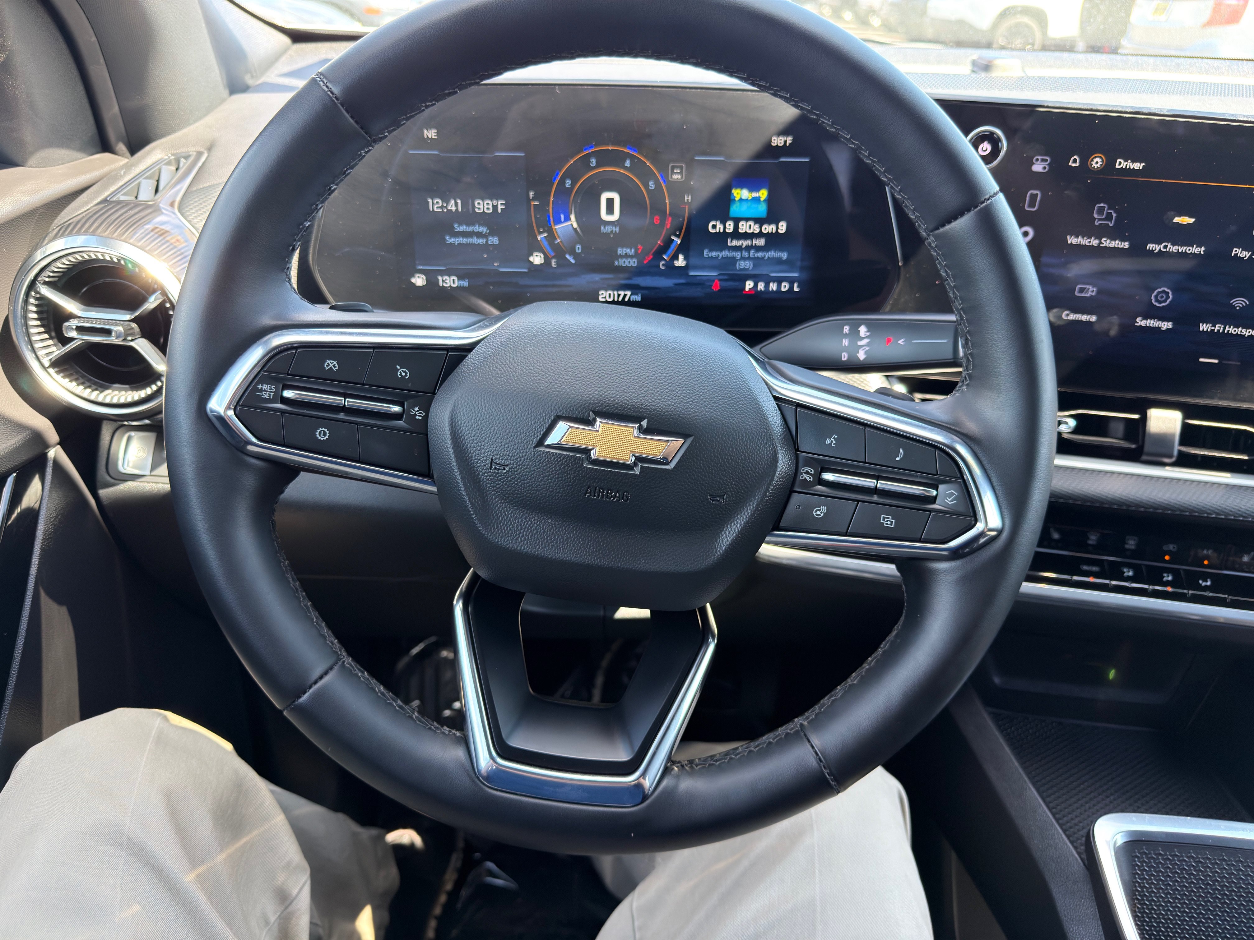 Used 2026 Chevrolet Equinox LT FWD image 28