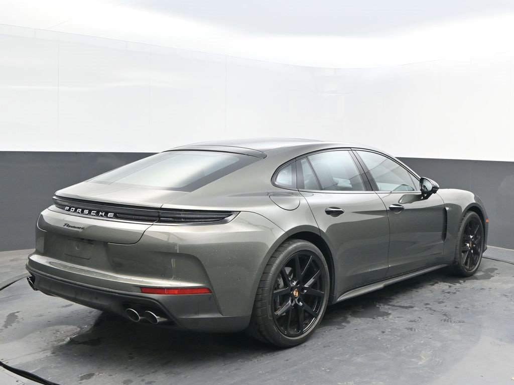 New 2025 Porsche Panamera image 9