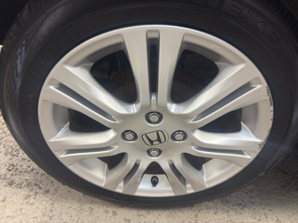 Used 2010 Honda Fit Sport image 32