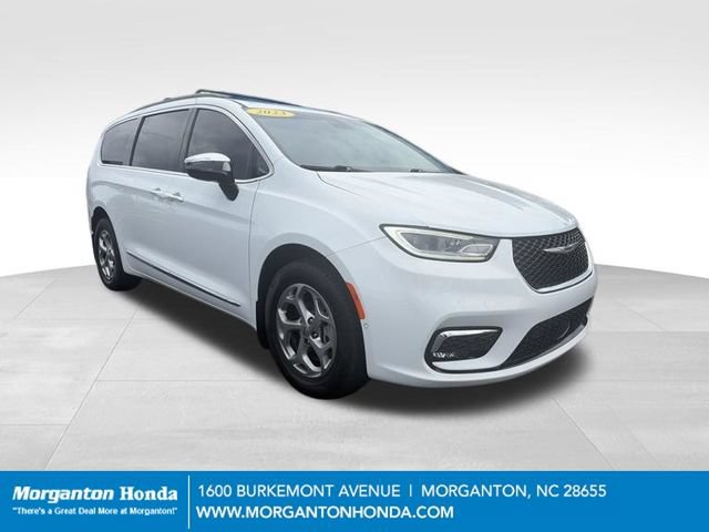Used 2023 Chrysler Pacifica Limited w/ Uconnect Theater Family Group AWD/4WD 360° Tour