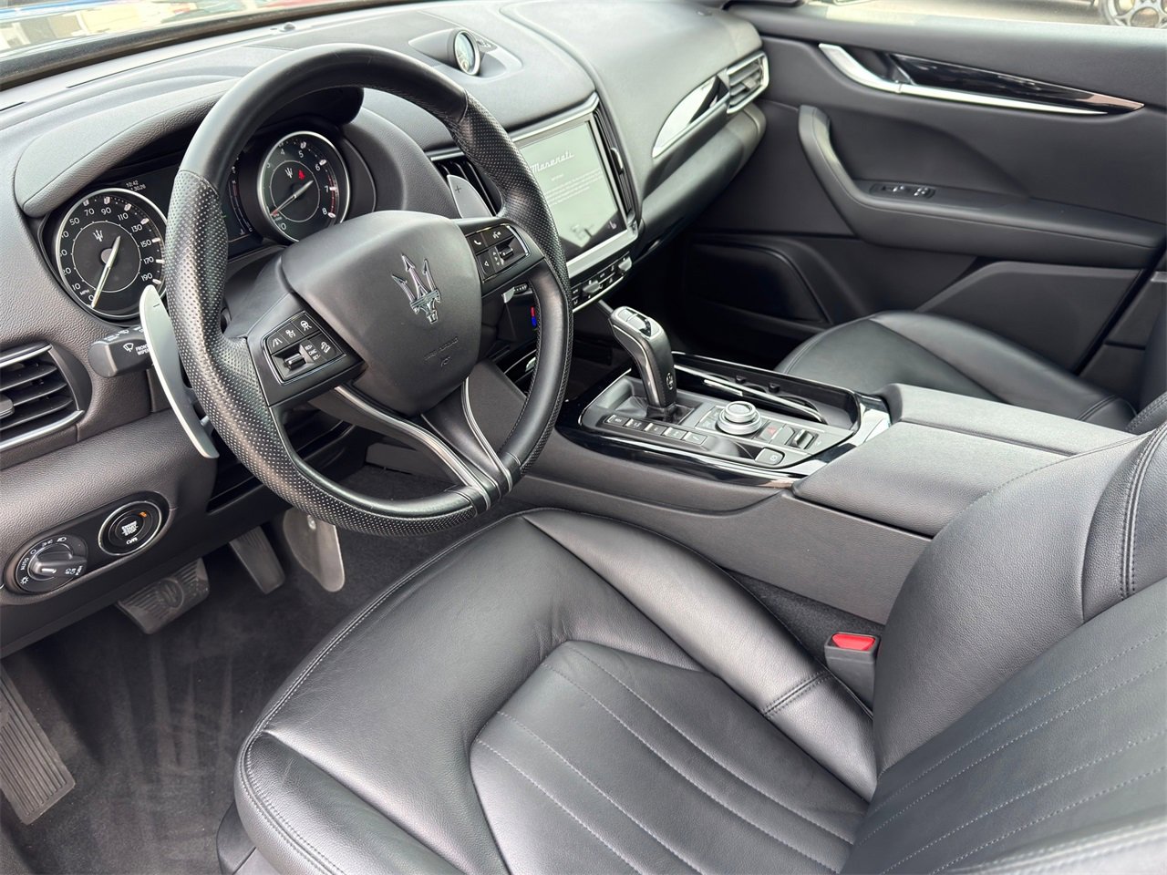 Certified 2023 Maserati Levante GT image 9