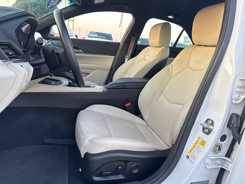 Certified 2026 Cadillac CT4 Premium Luxury RWD image 17