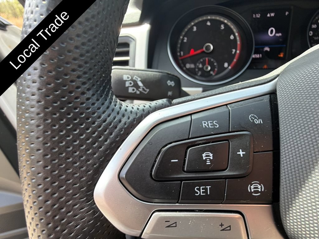 Used 2021 Volkswagen Atlas Cross Sport SE w/ V6 Towing Package FWD image 17