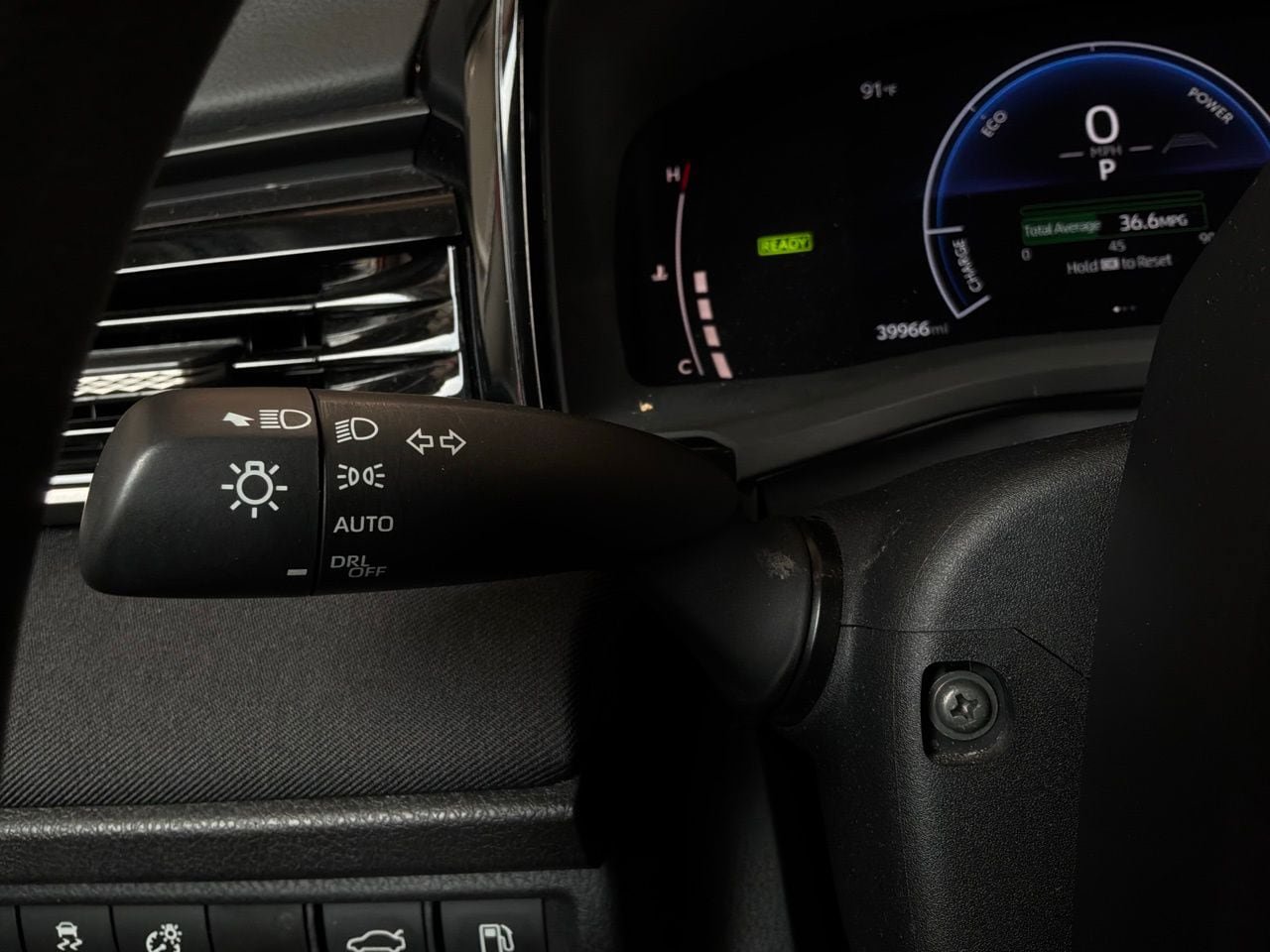 Used 2025 Toyota Camry LE FWD image 37