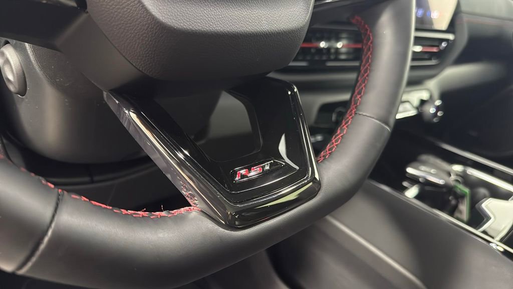 Certified 2025 Chevrolet Silverado EV RST AWD/4WD image 25