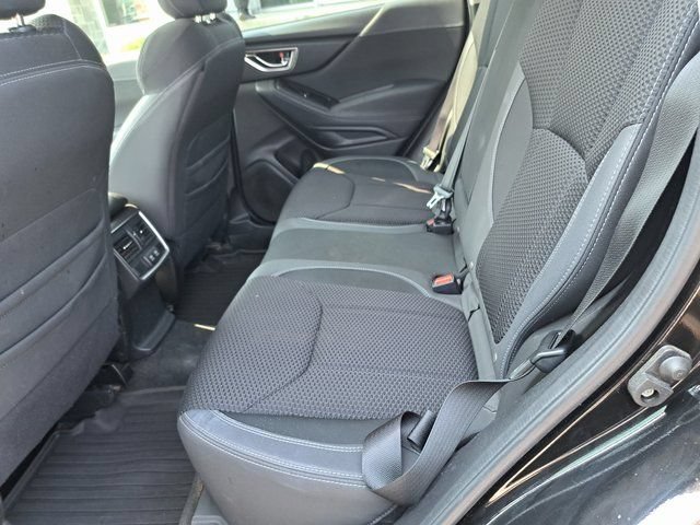 Used 2020 Subaru Forester Premium AWD/4WD image 27