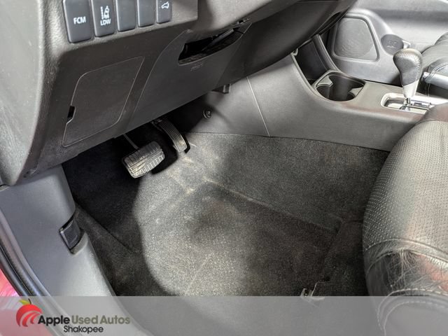 Used 2015 Mitsubishi Outlander GT AWD/4WD image 16