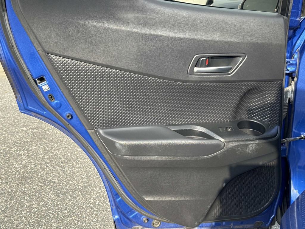 Used 2020 Toyota C-HR XLE image 14