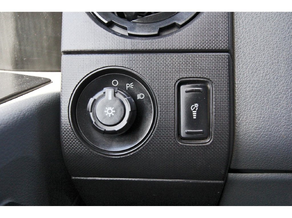 Used 2015 Ford F250 XL w/ Power Equipment Group AWD/4WD image 21