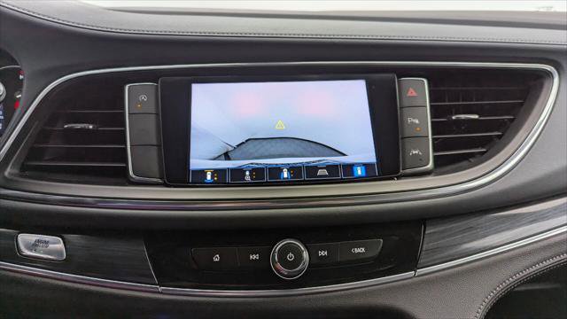 Used 2024 Buick Enclave Premium image 31