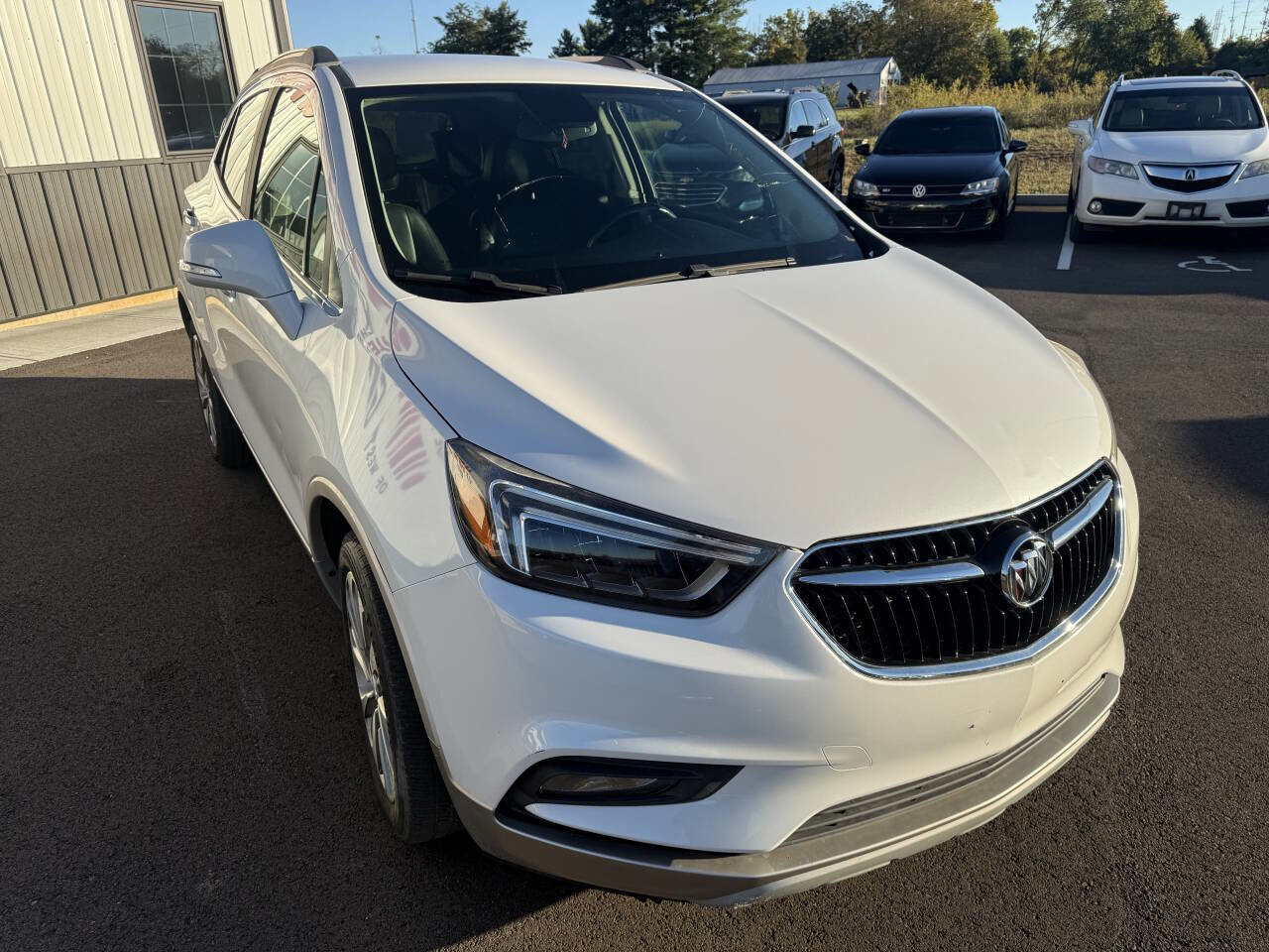 Used 2017 Buick Encore Essence FWD image 7