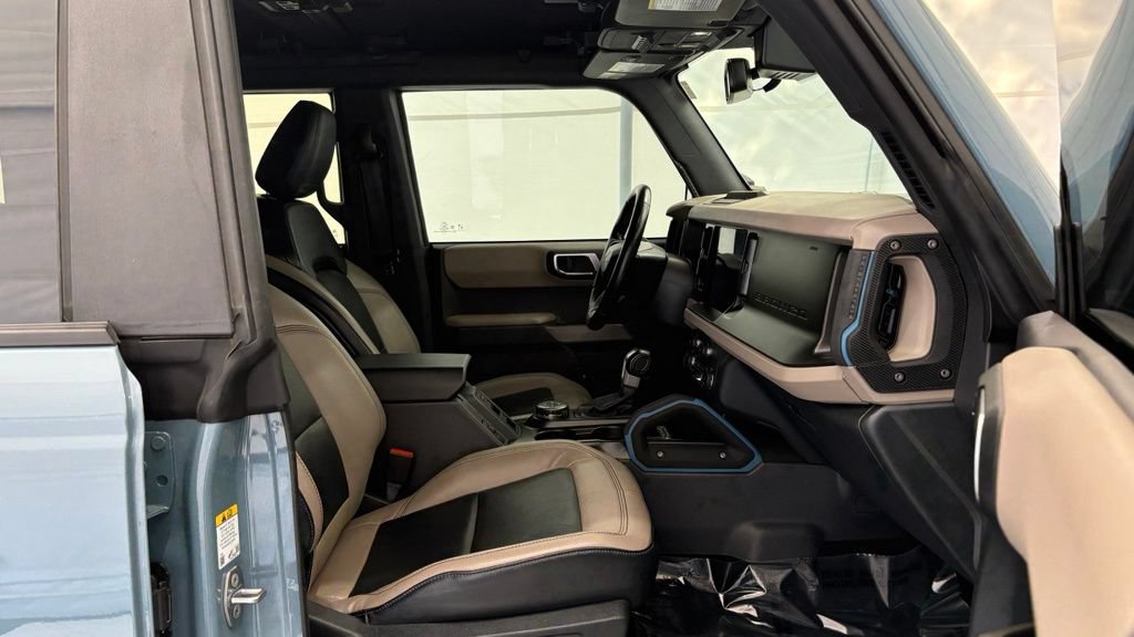 Certified 2022 Ford Bronco Wildtrak AWD/4WD image 25