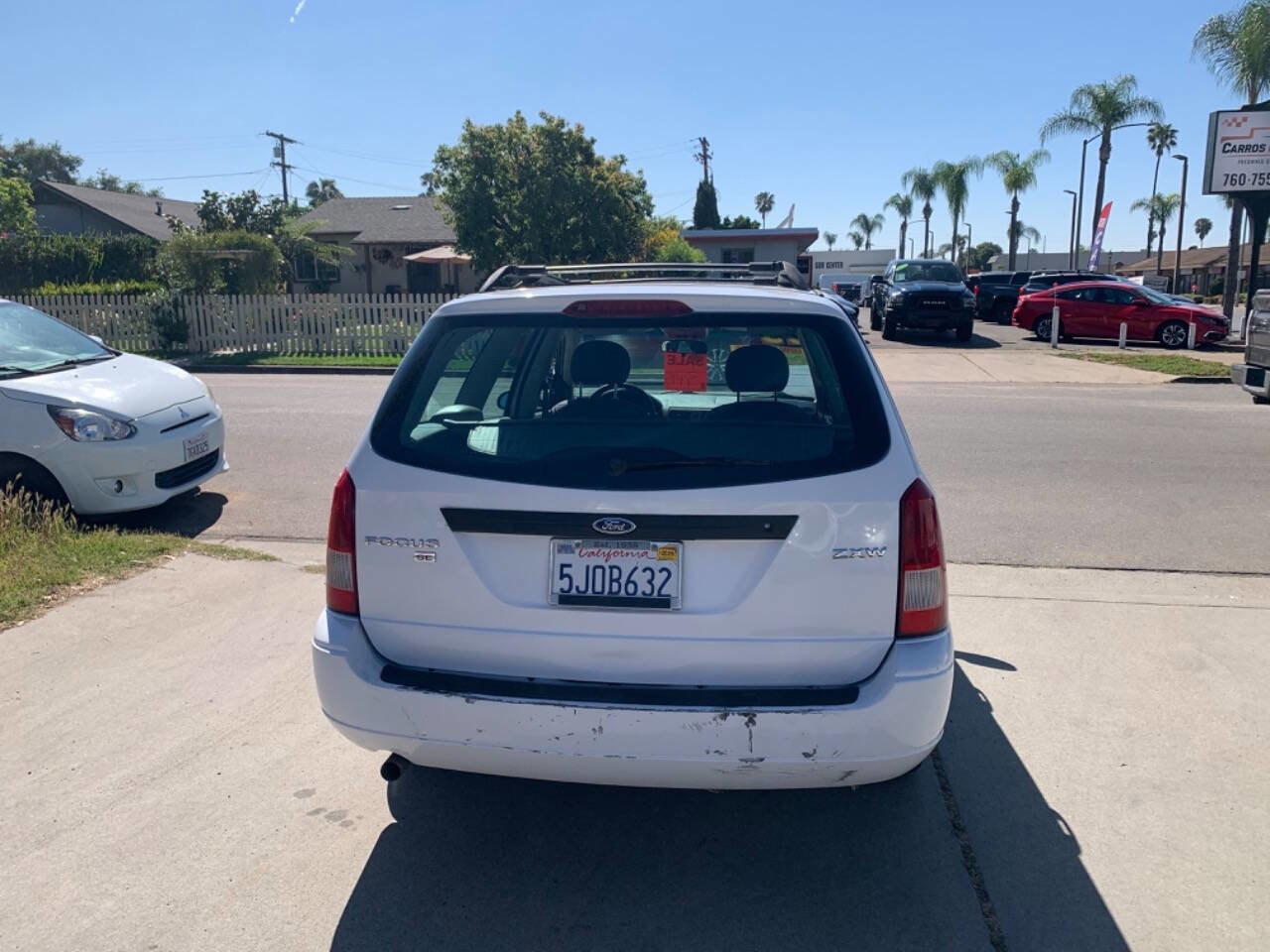 Used 2005 Ford Focus SE FWD image 3