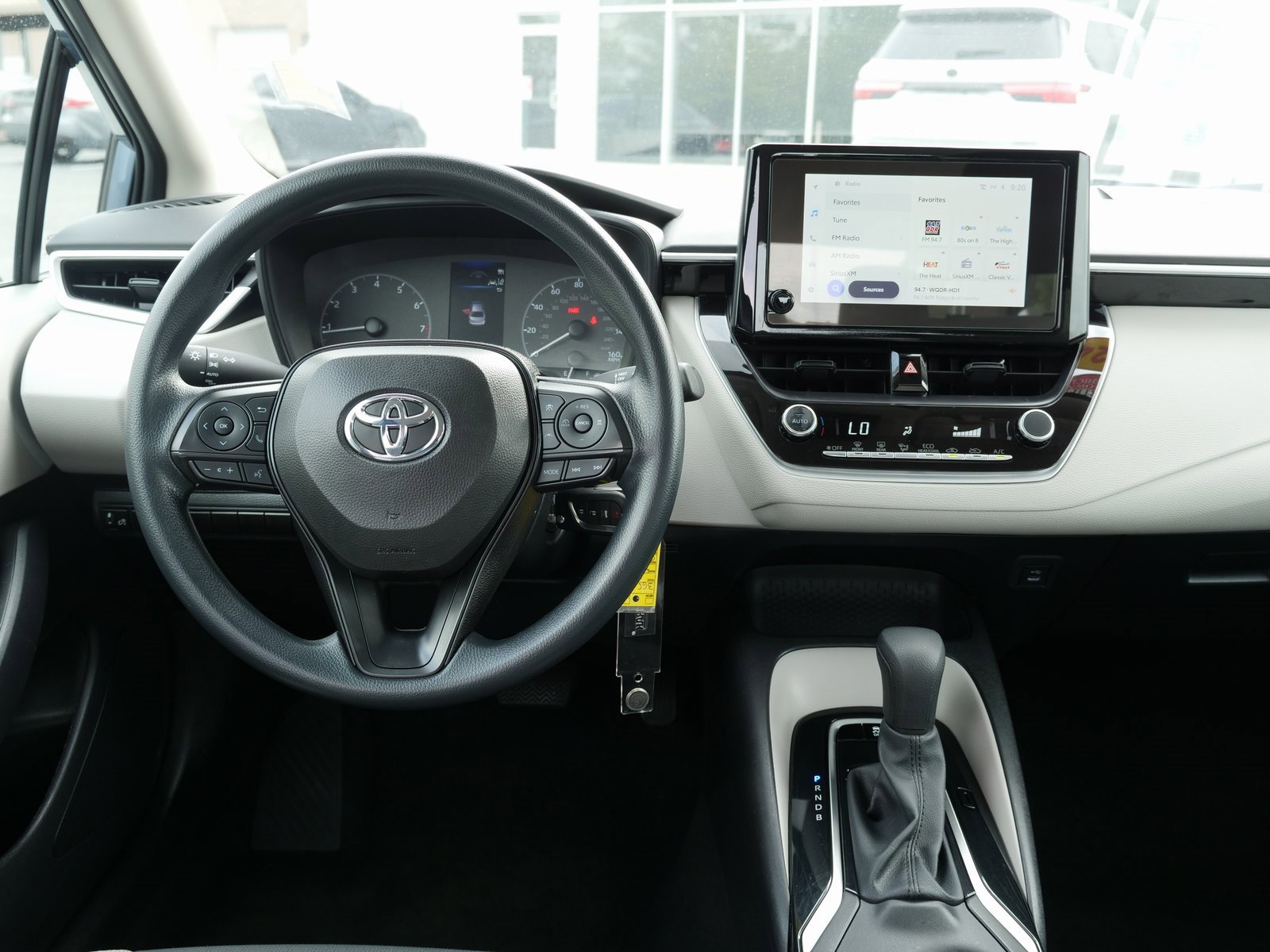 Used 2024 Toyota Corolla LE image 17