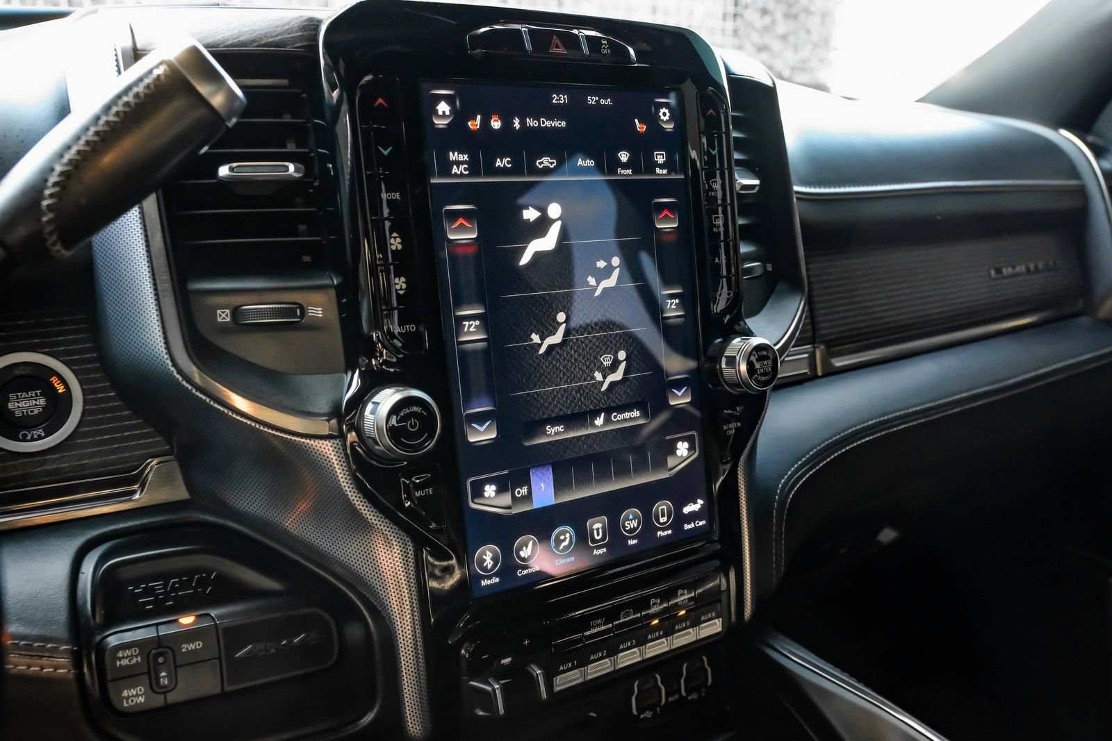 Used 2019 RAM 3500 Limited image 24