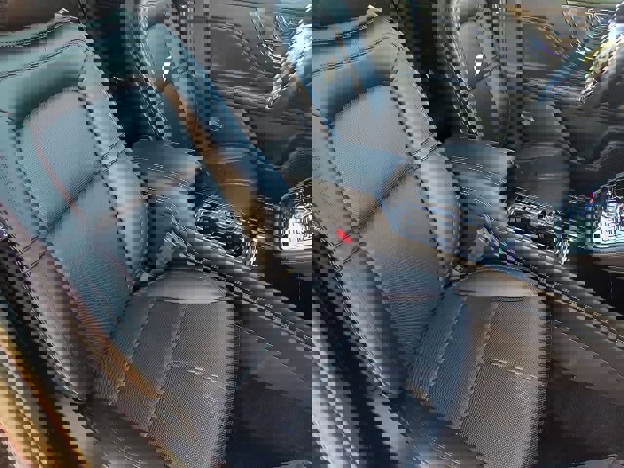 Used 2022 Lincoln Corsair Reserve image 22