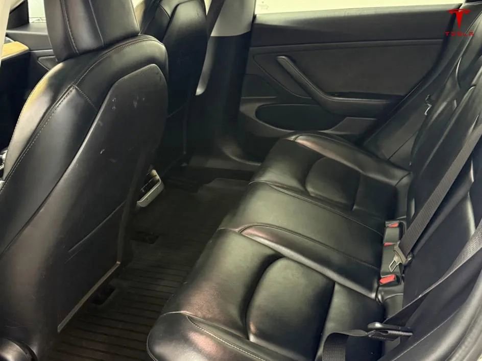 Used 2020 Tesla Model 3 Standard Range Plus RWD image 11