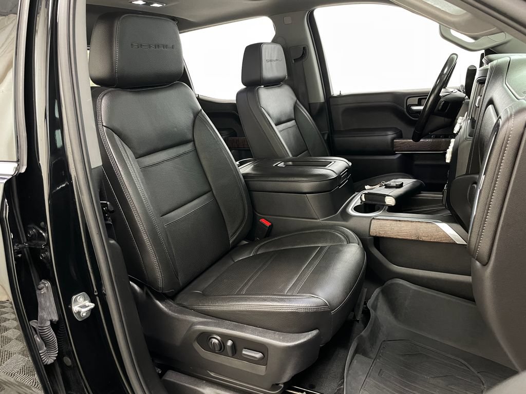 Used 2021 GMC Sierra 1500 Denali w/ Denali Premium Package AWD/4WD image 41