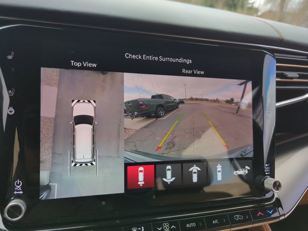 Used 2023 Jeep Grand Wagoneer Series III w/ Rear Seat Video Group 1 image 16