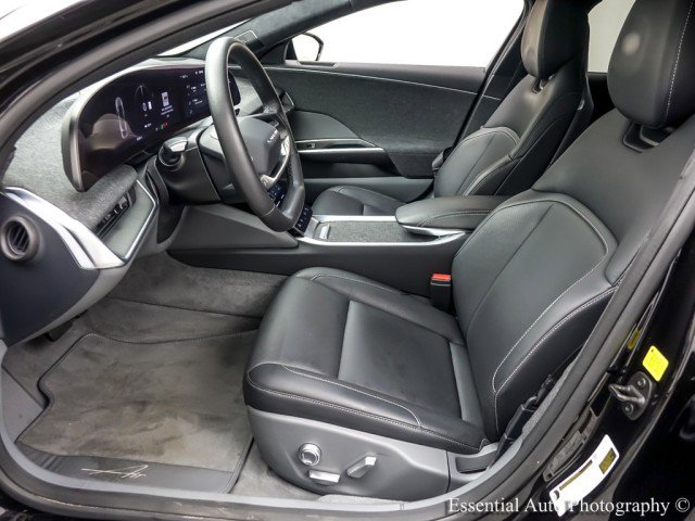 Used 2023 Lucid Air Pure image 11