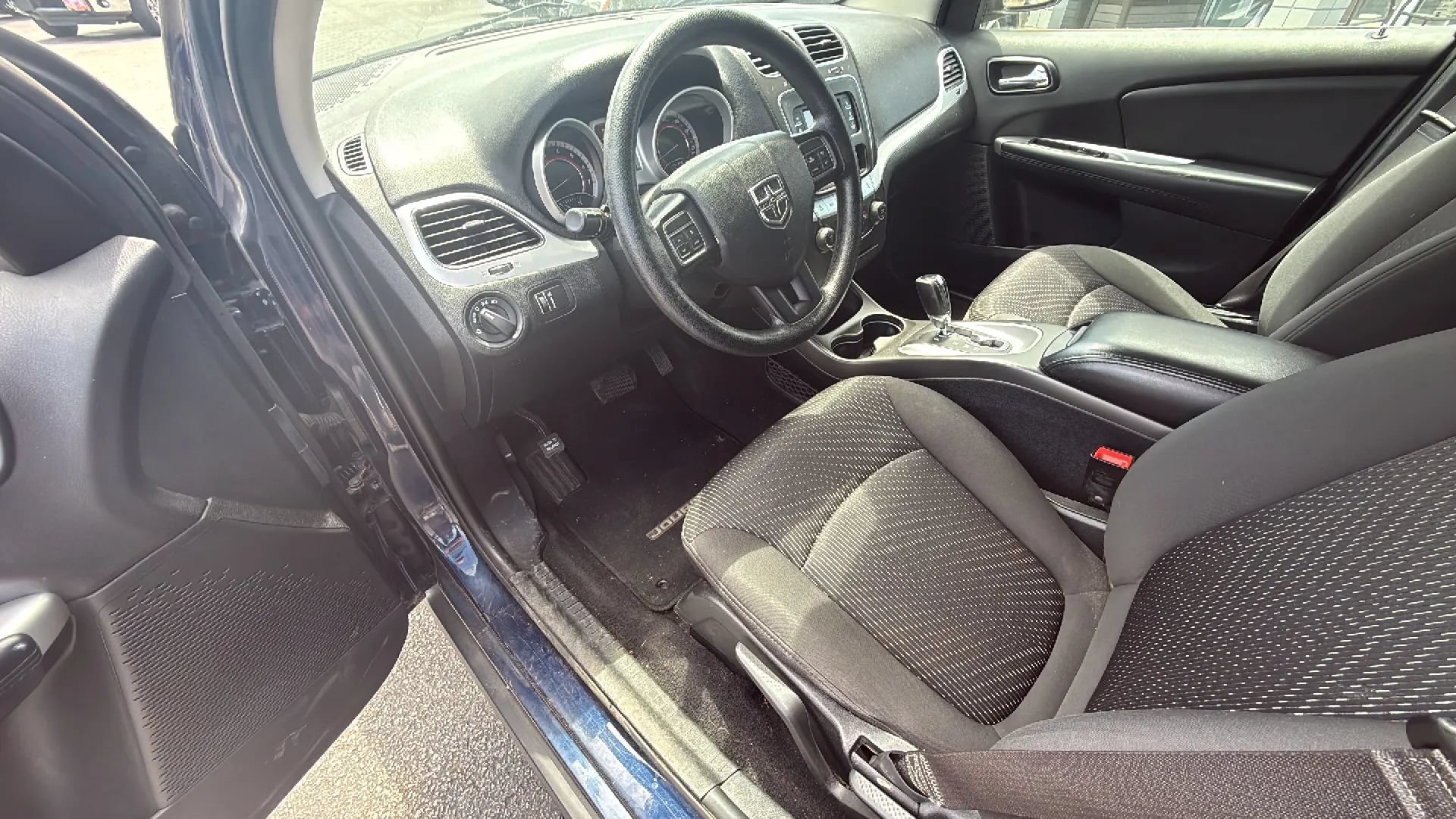 Used 2017 Dodge Journey SE FWD image 10