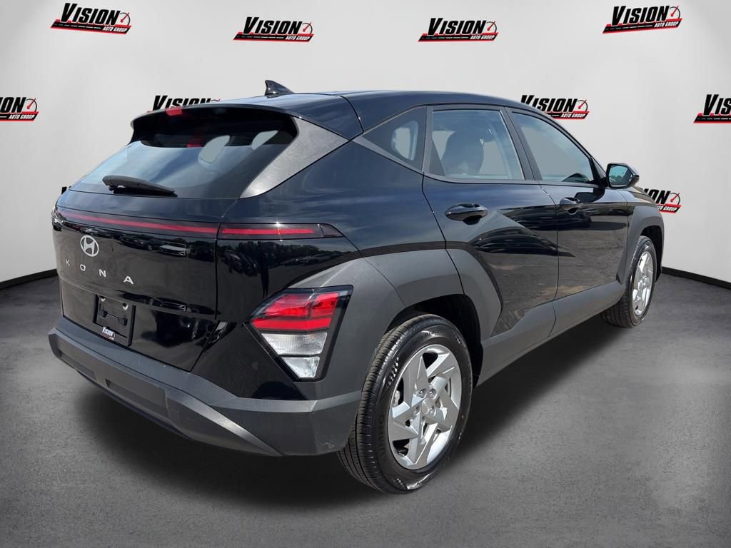 Used 2024 Hyundai Kona SE FWD image 5